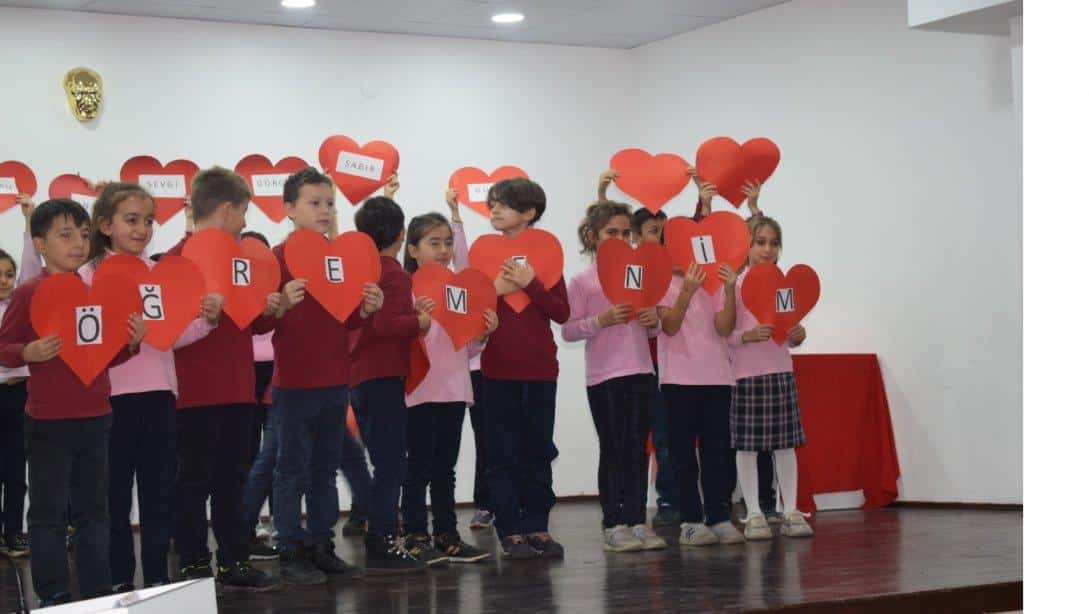 24 Kasım Öğretmenler Günü Kurucaşile İlkokulu-Ortaokulu  Ortaokulu Konferans Salonunda Kutlandı